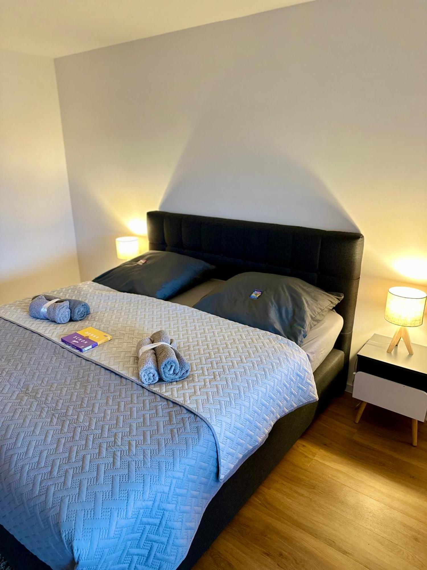 Traumhafte 115 Qm Ferienwohnung Am Steinhuder Meer, Ruhig, Komfortabel, Loggia, Parkplatz, Wifi Wunstorf Ngoại thất bức ảnh